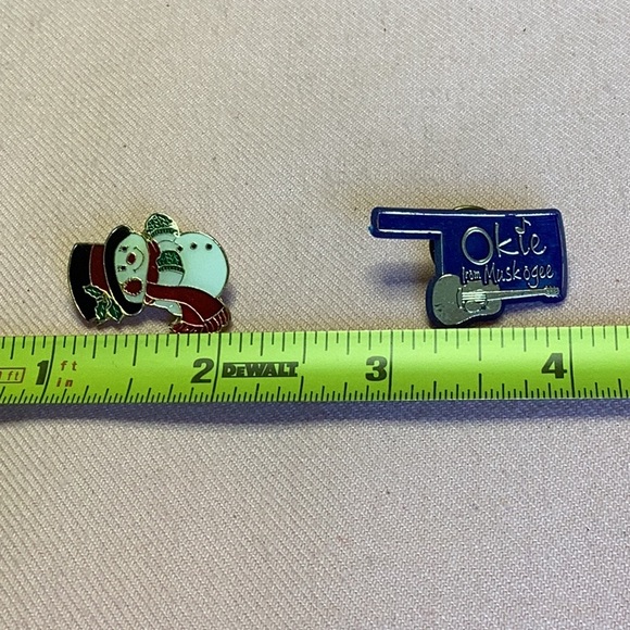 FINAL SALE PRICE Purple Clamp Bracelet & Pin Lot - Picture 7 of 7